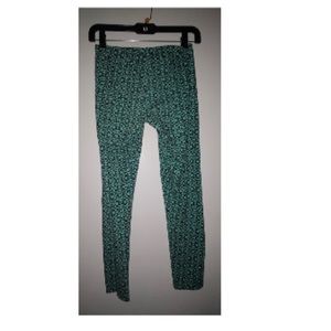 Patterned Green & Black Leggings